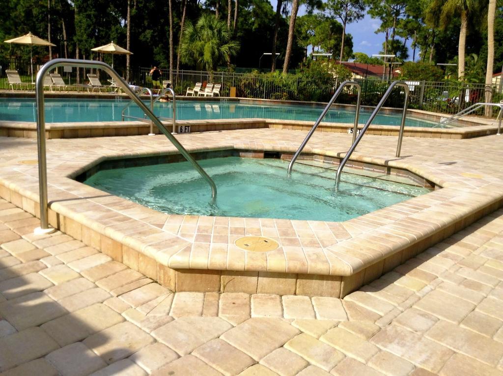 Lux Villas On Beautiful Palmer Ranch Vamo エクステリア 写真